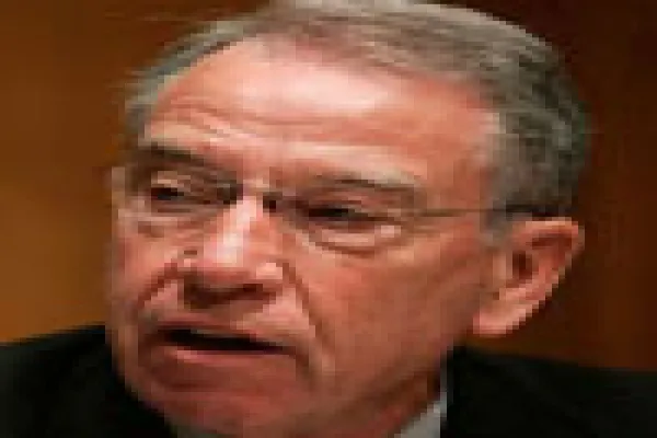100x102chuckgrassley.jpg