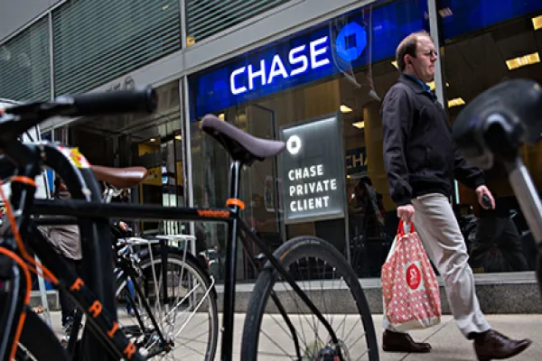 2015-10-14-andrew-barber-da-jpmorgan-chase-large.jpg