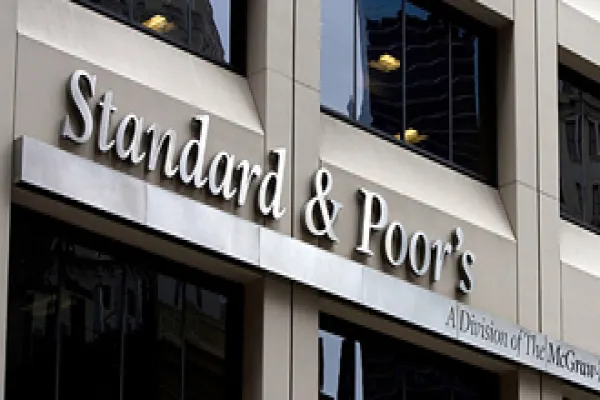330x160-standard-poors.jpg