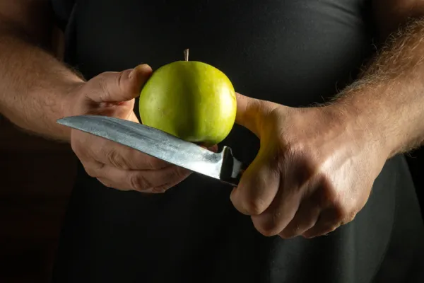 slicing an apple