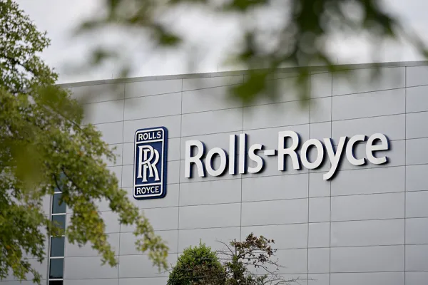 Andrew Harrer/Bloomberg