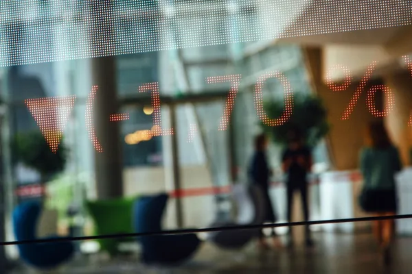 Cyril Marcilhacy/Bloomberg