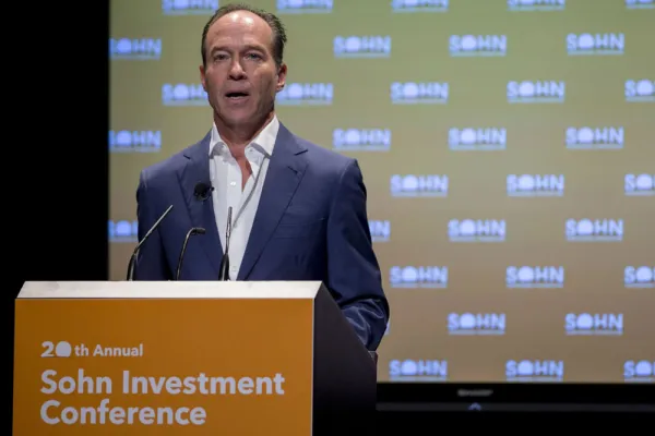 Barry Rosenstein (Andrew Harrer/Bloomberg)