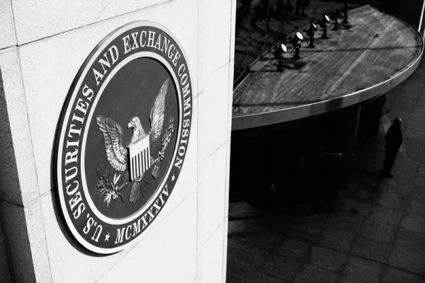 Andrew Harrer/Bloomberg