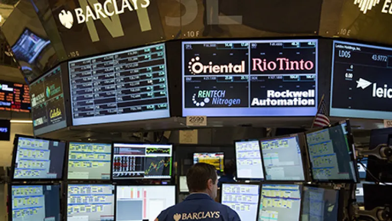 U.S. Stocks Fall as Investors Face Government Shutdown