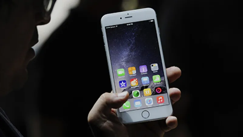 Apple Inc. Reveals Bigger-Screen iPhones Alongside Wearables