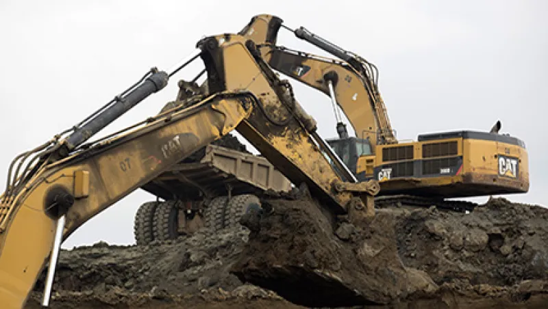 Views of the Capital & Canal As Panama's Economy Averages 9 Percent Growth