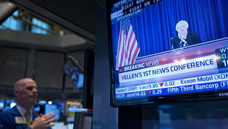 U.S. Stocks Decline Amid Fed Tapering, Rate Forecast