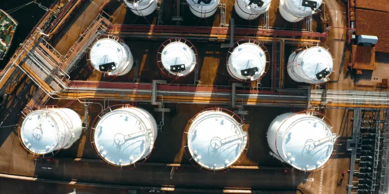 Crude Oil Production_2000x1000B.jpg