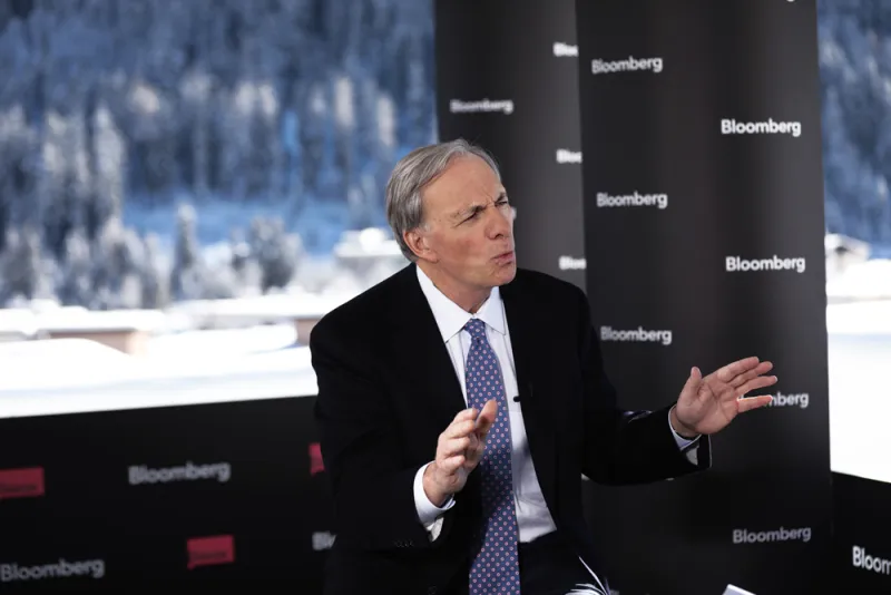 Simon Dawson/Bloomberg