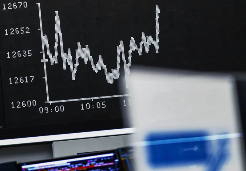 (Alex Kraus/ Bloomberg)